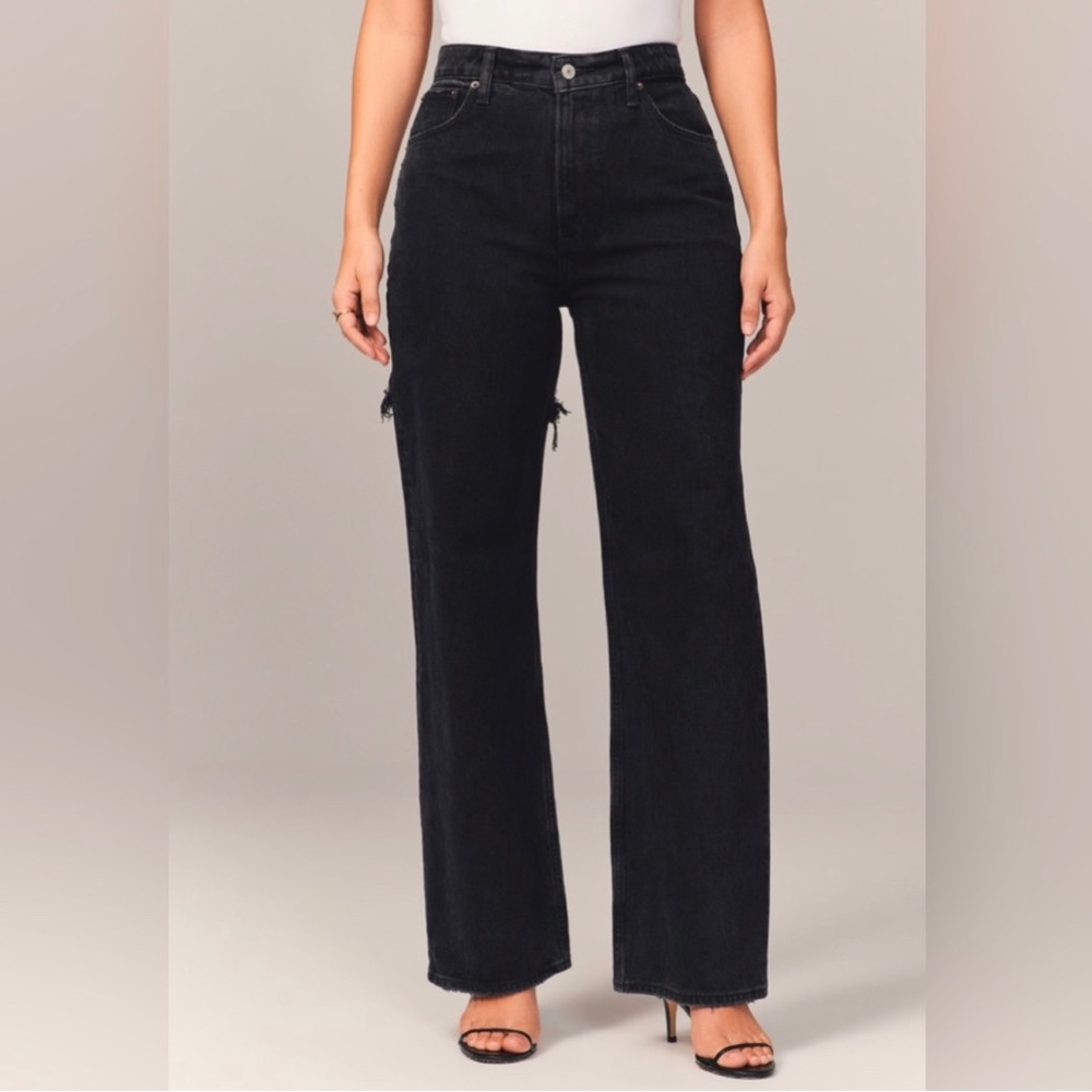 Abercrombie & Fitch The 90s Relaxed Jean High Rise Curve Love Black Back Destroy